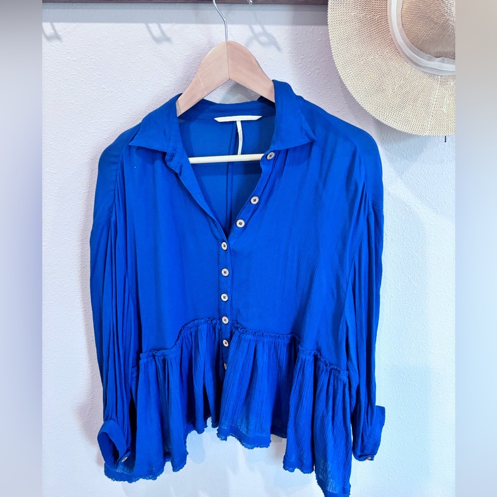 Free People‎ Babydoll Blue Crop blouse size Small